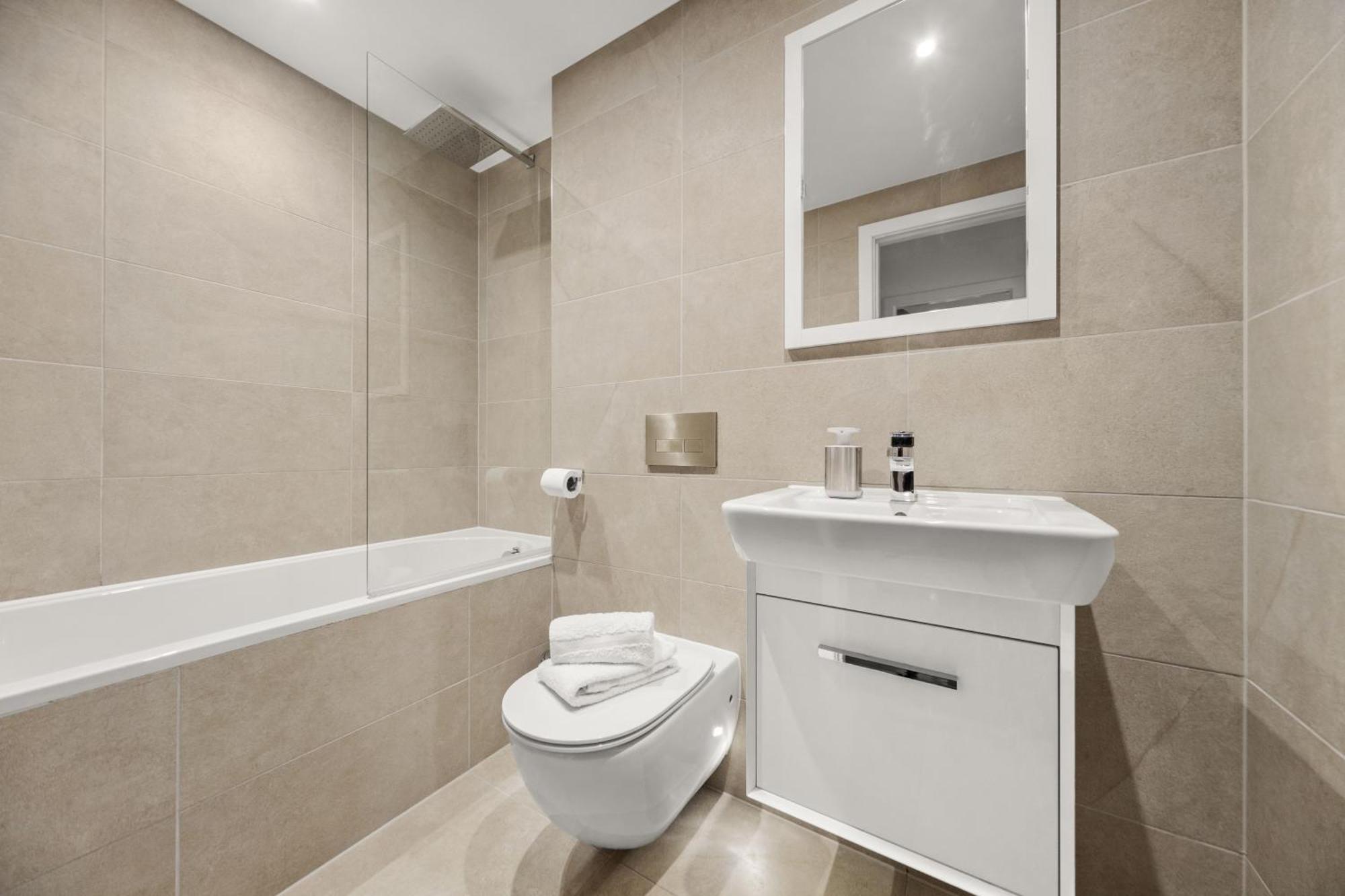 Springfield Two Apartment Harrogate Exterior photo