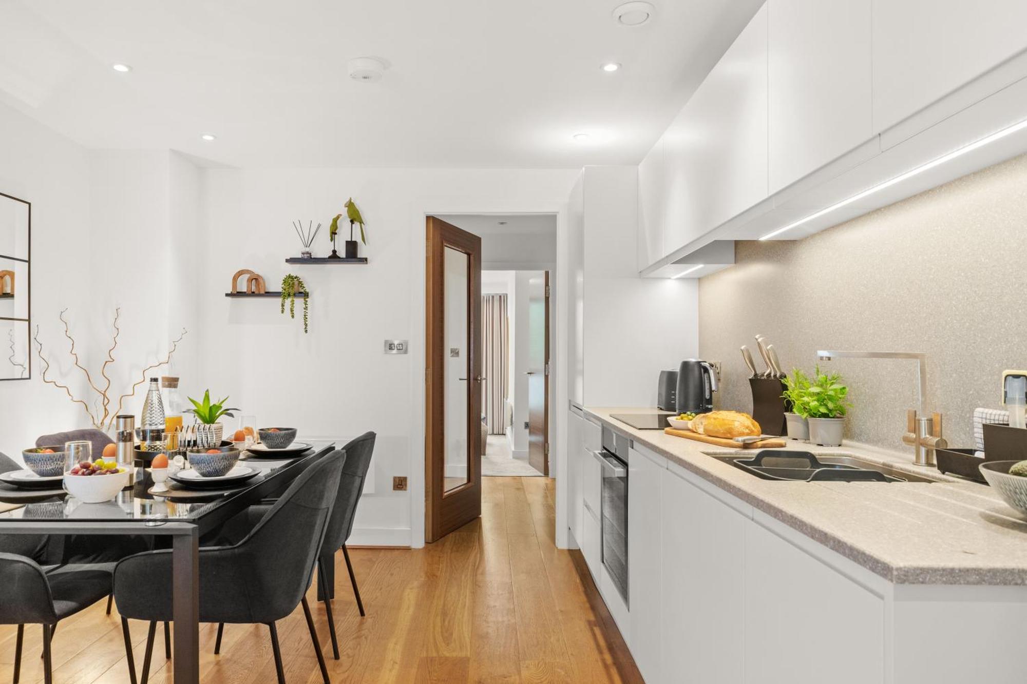 Springfield Two Apartment Harrogate Exterior photo